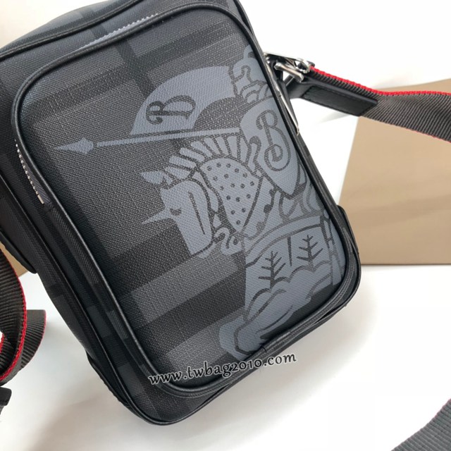 Burberry專門店新款London斜背包 巴寶莉London格紋男士單肩斜挎包 yxb1295